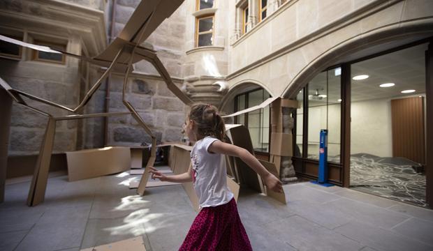 jouer en famille à la Maison du patrimoine et des lettres