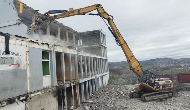 Démolition de l'ex-groupe scolaire Paganini