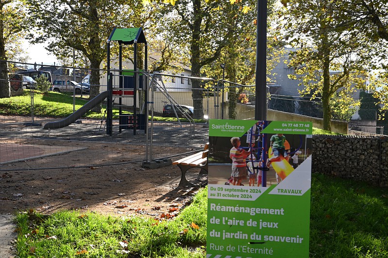 aménagement de l'aire de jeux du square du souvenir